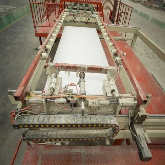 Top rated Armstrong gypsum ceiling tile 595*595 mm /603*603 mm making machine
