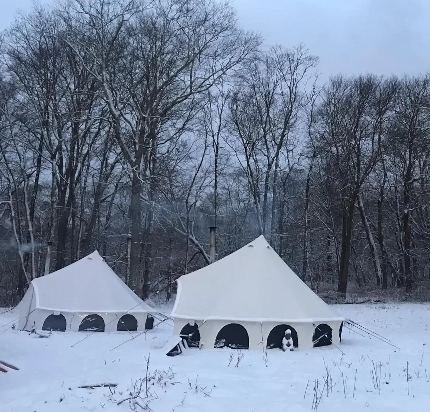 Outdoor yurt camp Pyramid shaped camp home large windproof rain multi-person tent