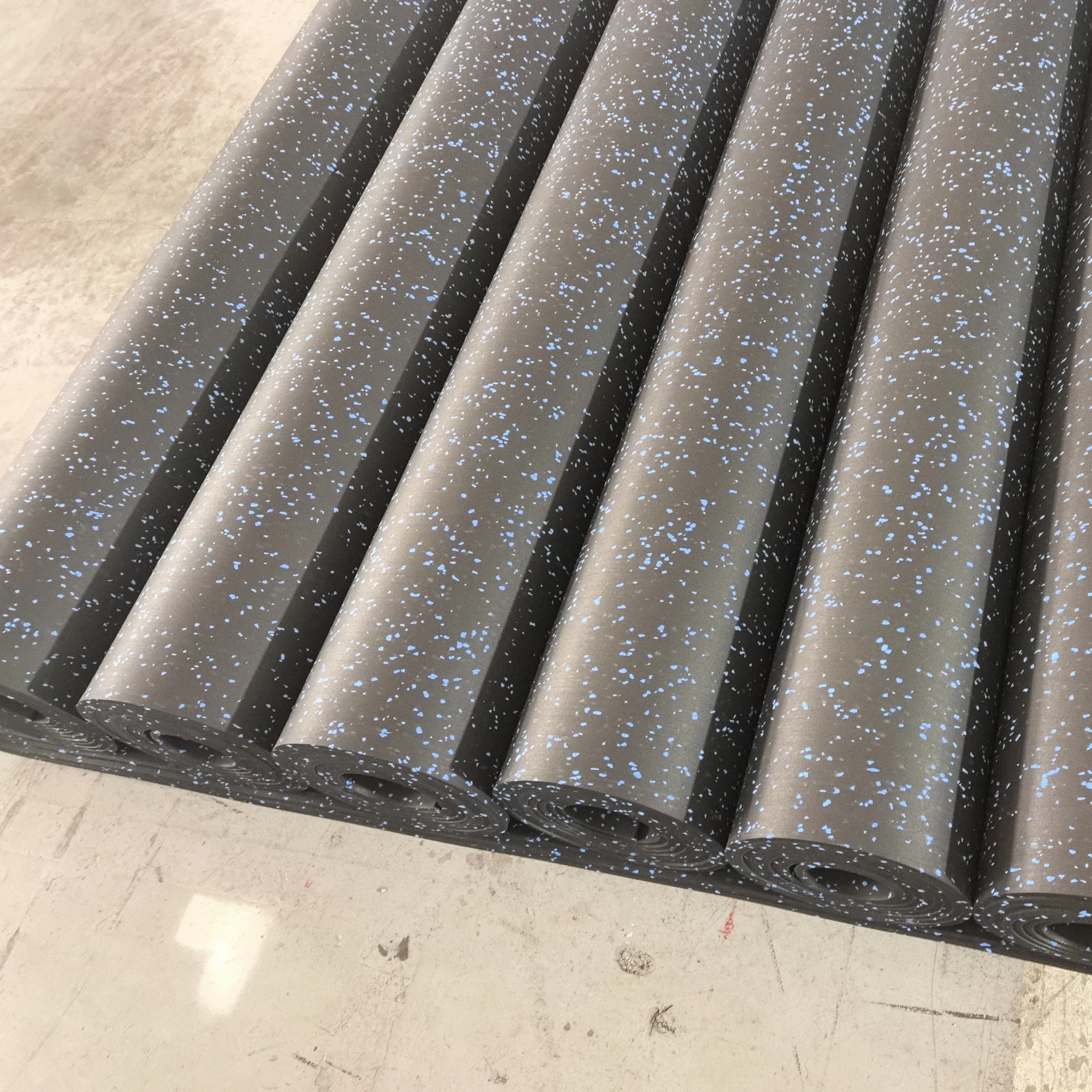 High density rubber roll flooring EPDM gym floor mat