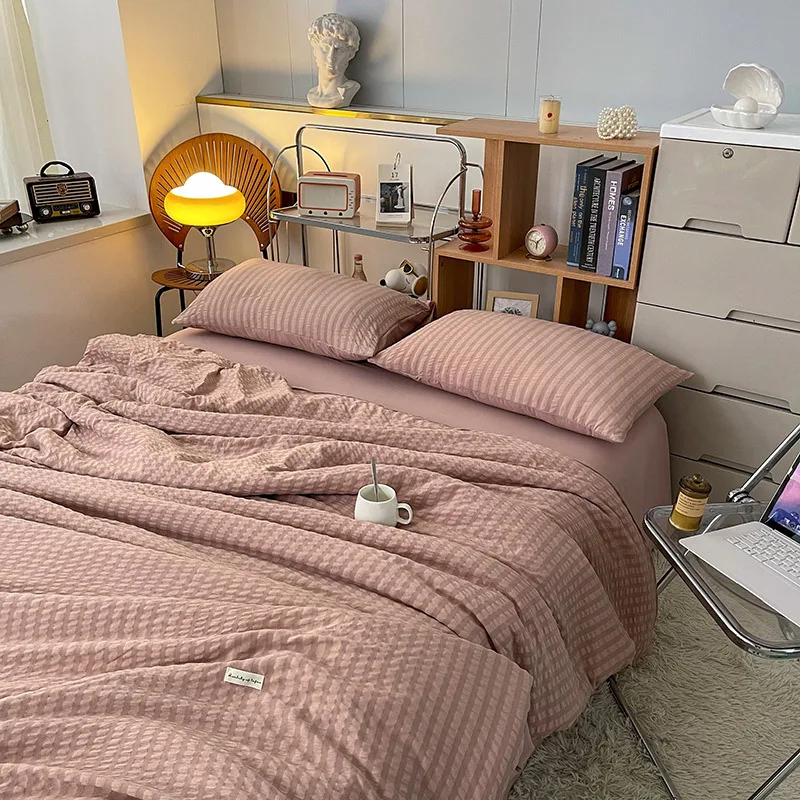 Изготовлено из высококачественных материалов, супер мягкое шелковое одеяло ручной работы в общежитии