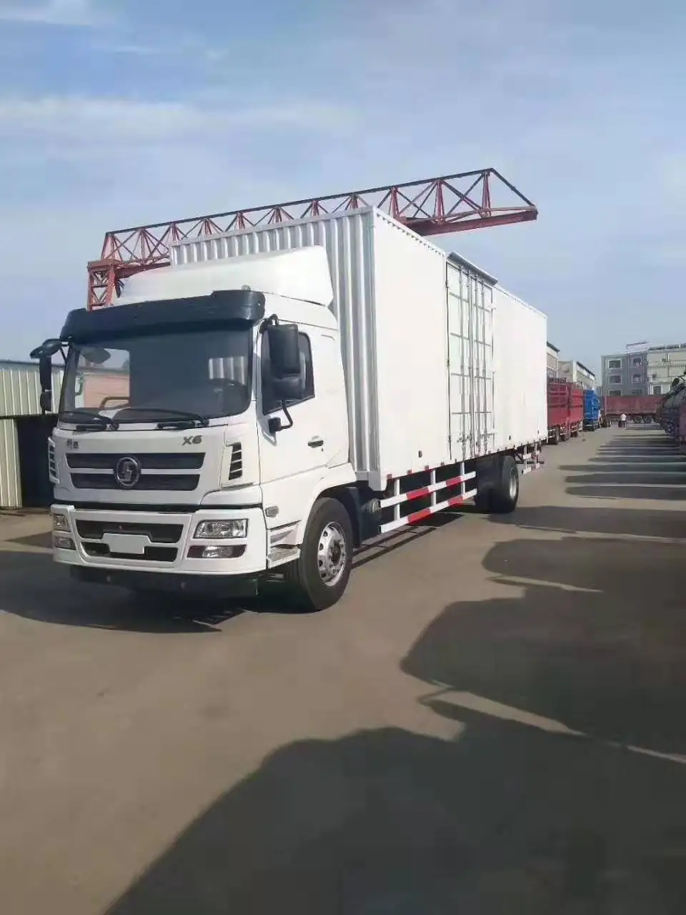 Высококачественный грузовой автомобиль shacman x6 van 18 тонный дизельный
