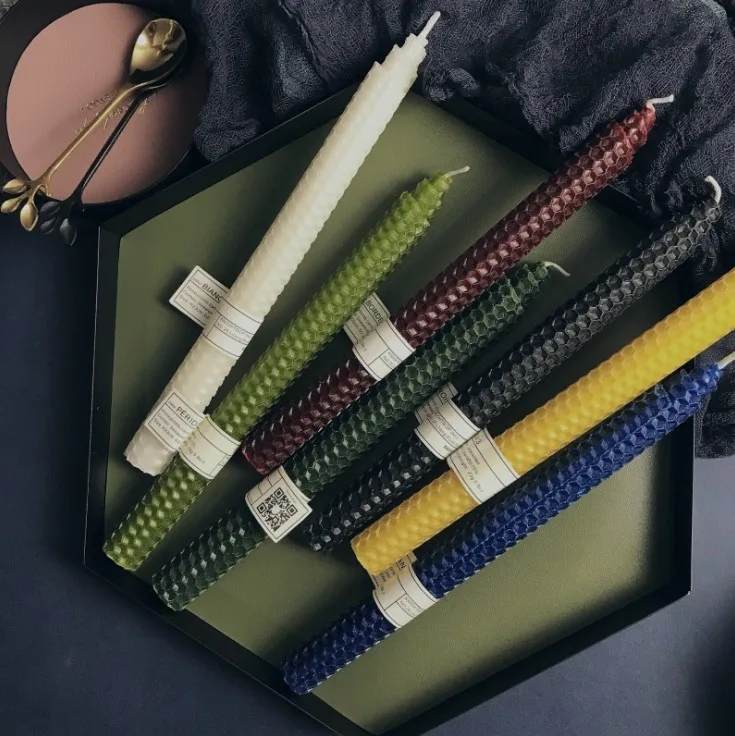 high quality smokeless customized hand-rolled natural taper beeswax candle stick