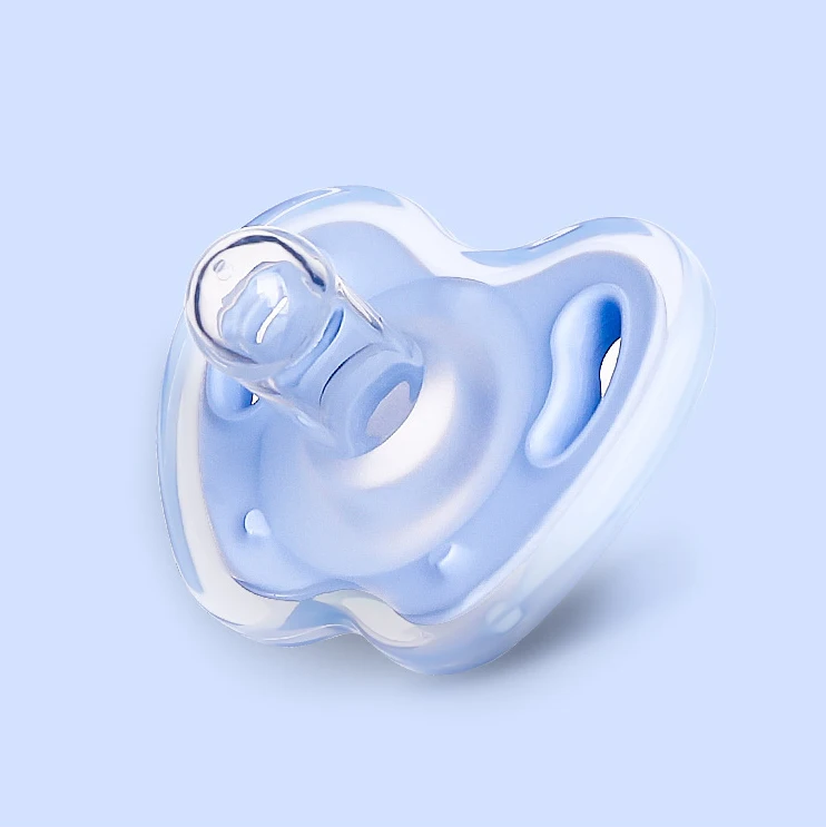 wholesales Ultra-Light Silicone Pacifier Symmetrical One-Piece Design BPA-Free Silicone Binkies for infant babies