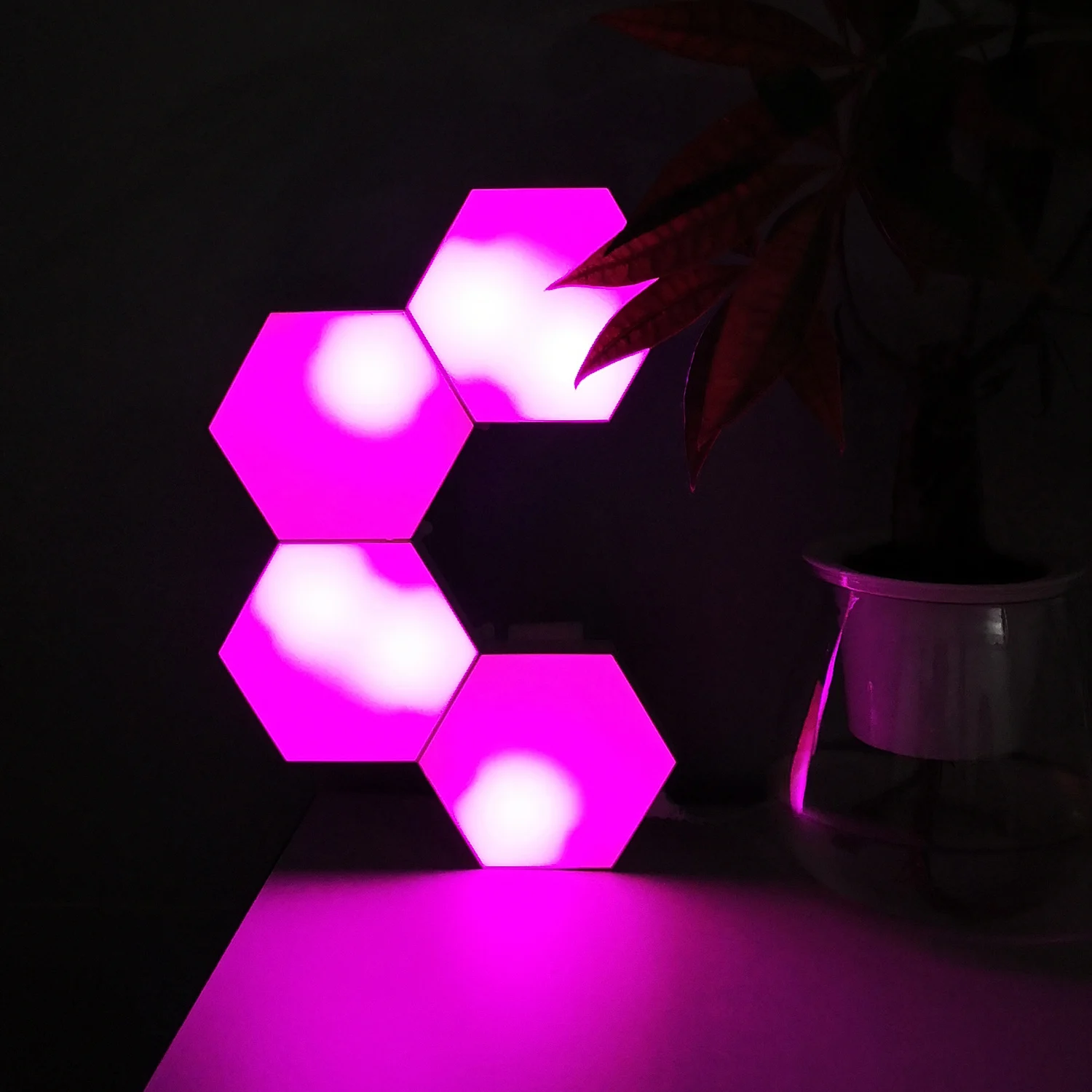 Indoor Floodlight Music Lamp Aurora Color Sounds Sensitive RF Remote Controlled Hexagonal LED Wall Light Luxury Gift Sets Modern
