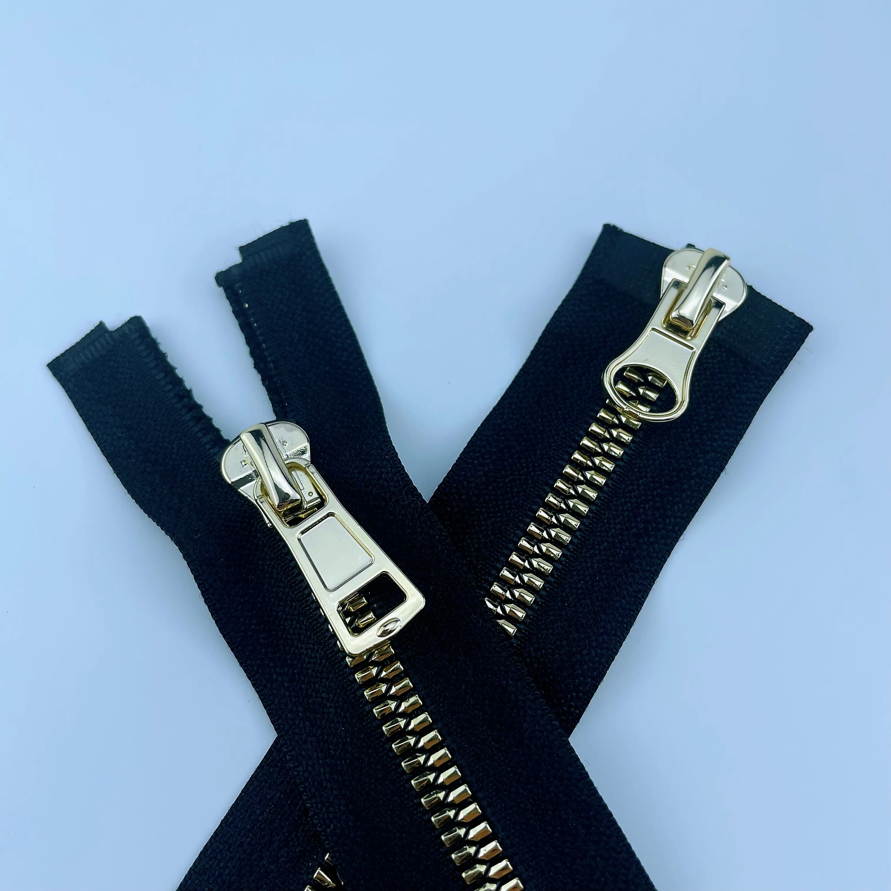 NO.5 Golden Diamond Teeth Plastic zipper for bags garment accessories Zipper Puller slider zip pull full zip