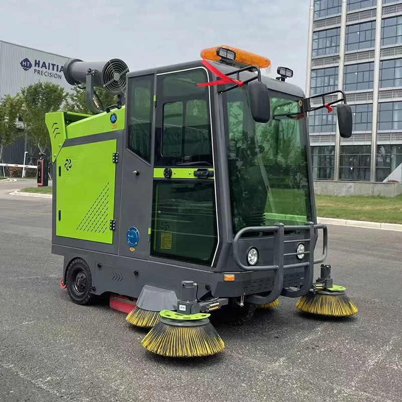 4 wheel street cleaning machine Closed Power Ride On Automatic industrial sweeper car with water  spraying function