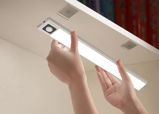 Rhyme Hot Sales LED Cabinet Light Motion Sensor for Closet Bar Wardrobe Lighting
