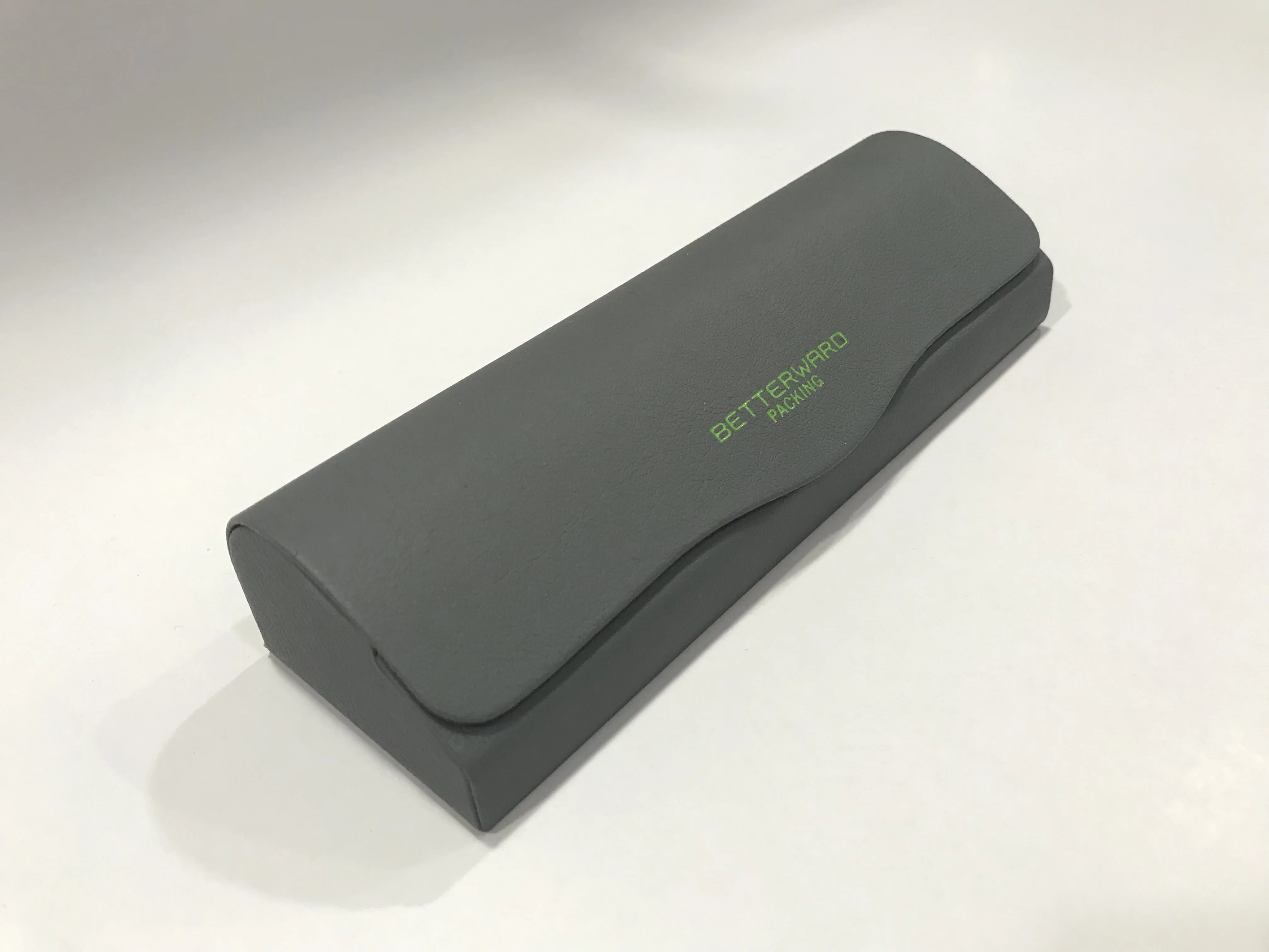 Low MOQ high quality modern stylish sunglasses box multicolored PU glasses case