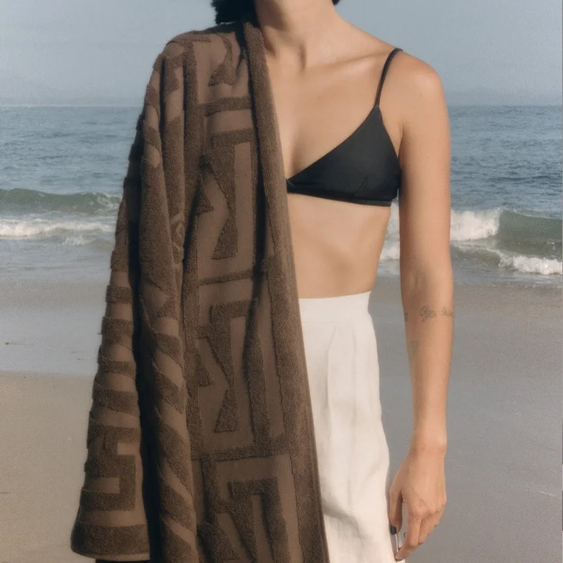 Made in China wholesale Cheap Price Comfortable Sports Natural Cotton beach  Towel