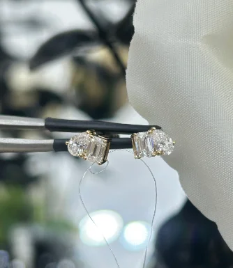Hot Top Selling 18K White Gold Yellow Gold Plated Lab Diamond Stud Earrings CVD HPHT Pear & Emerald Cut Stud Earrings