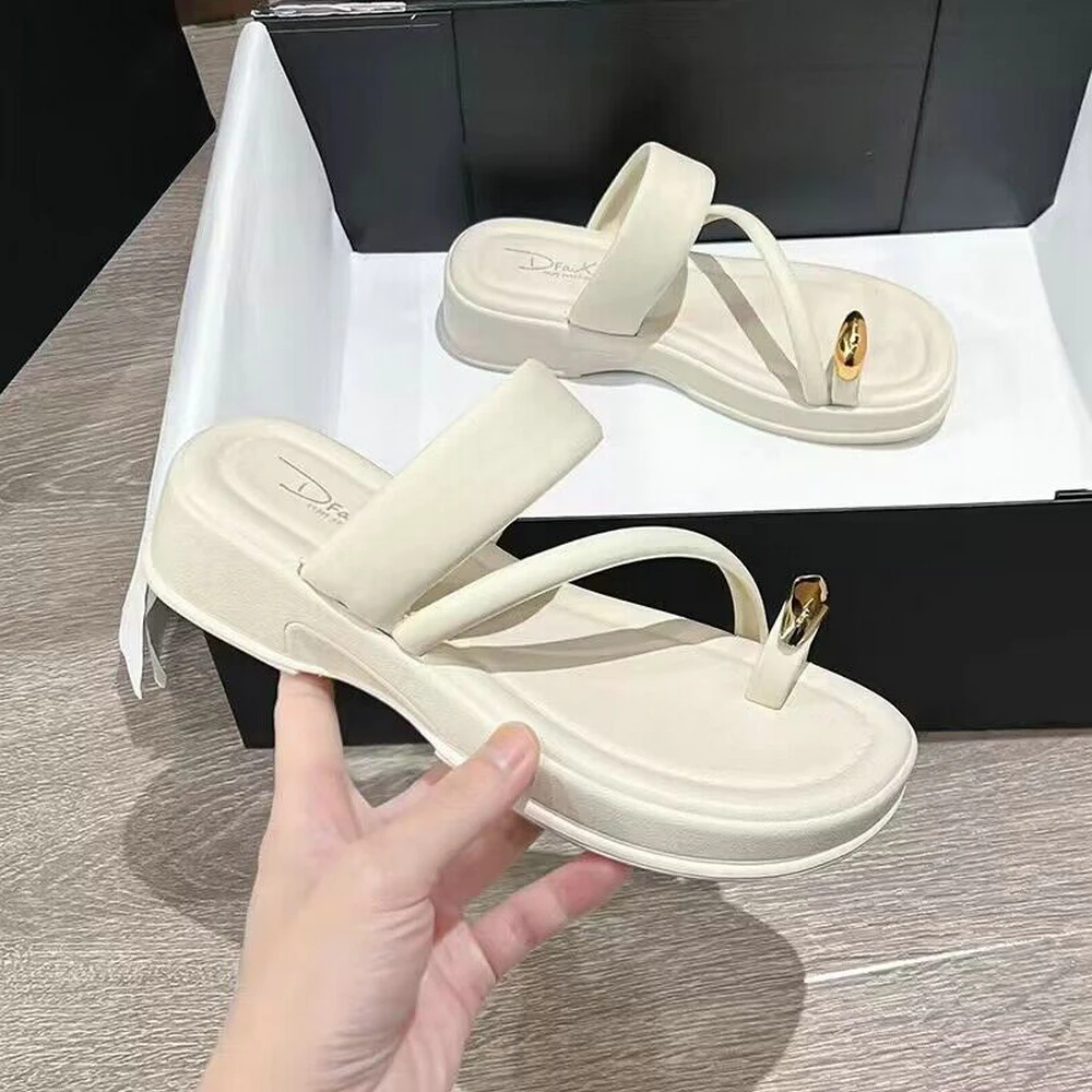 1.62 Dollars Model JSX013 Size 36-40 Soft Lightweight Bathroom Wholesale Latest Sandal Sneaker Slippers For Women