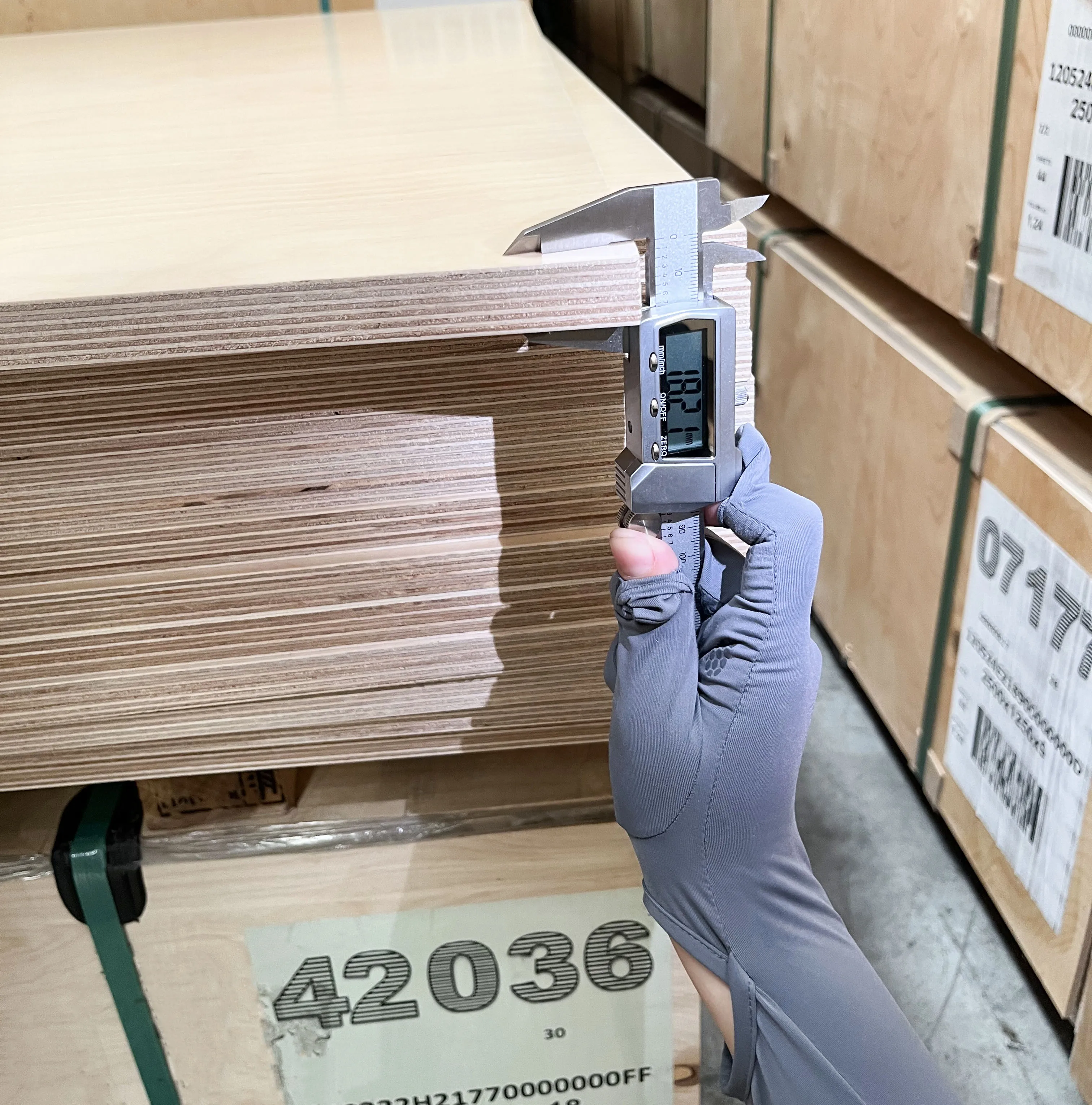 Wood Construction Lumber Waterproof 100% Baltic Birch Plywood 18MM Marine Plywood