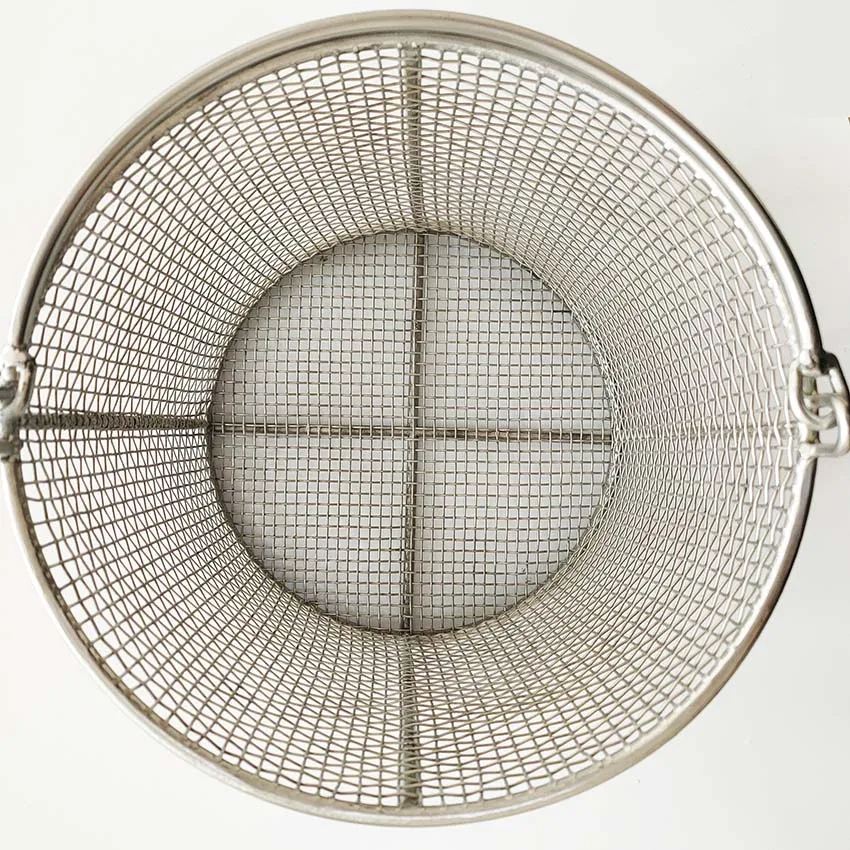 Small 316 Stainless Steel Wire Mesh Storage Basket for Efficient Storage and Straining Buckets