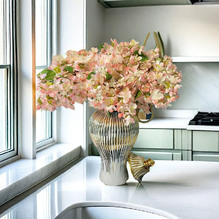 Luxury large chinese ceramic vases for decoration General Jar with Gold Plating Flower Vase Decorative Home Accent