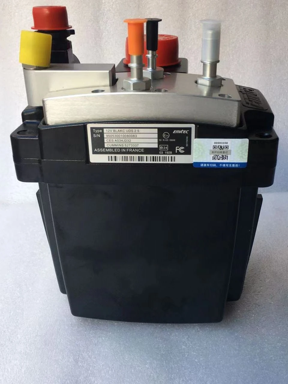 Emitec 12V Black UDS 2 5 CES A034J232 5273337 насос мочевины doser def pump