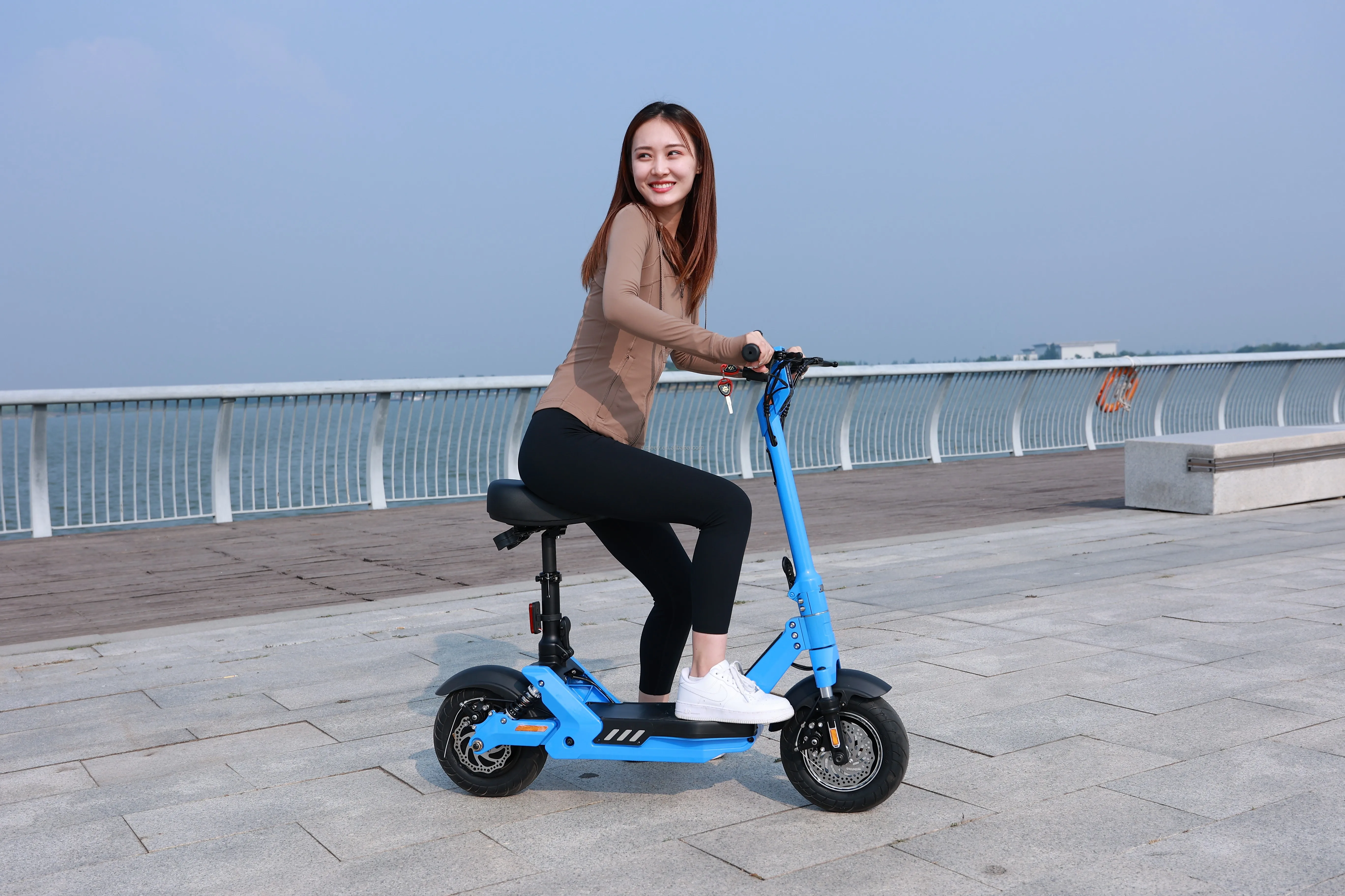 Folding 20km/h Electric Dirt Bike Electric City Bike Folding Bicycle Leisure Bicycle E Bike For Japan