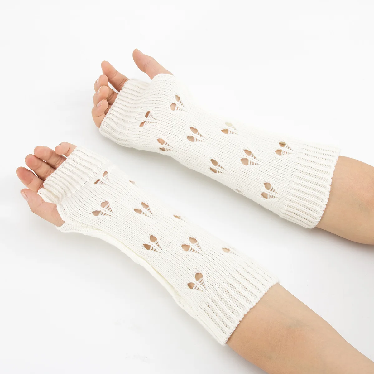 High quality Stylish Hand Warmer Winter Women Arm Crochet Knitting Hollow Heart Mitten Warm Fingerless Acrylic Gloves