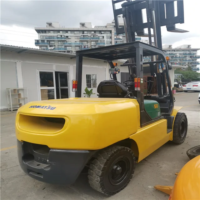  Подержанный вилочный погрузчик Komatsu 5