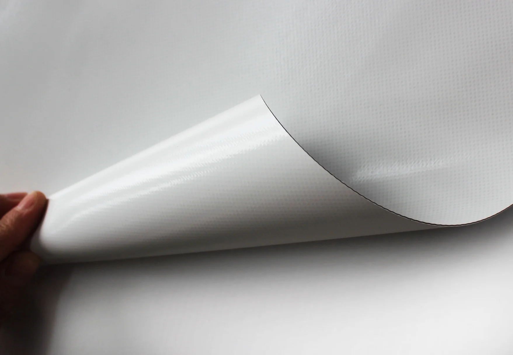 14 Oz Lightweight Tarpaulin Polyester Material PVC Coated Tarpaulin Roll