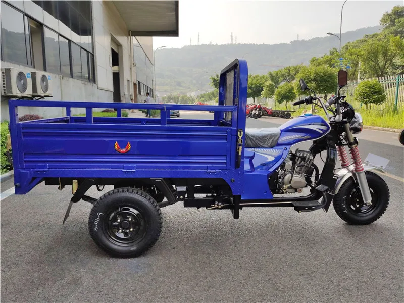 1.6m*1.1m Cargo 150cc Air Cooling Morocco EEC Certificate Tricycle