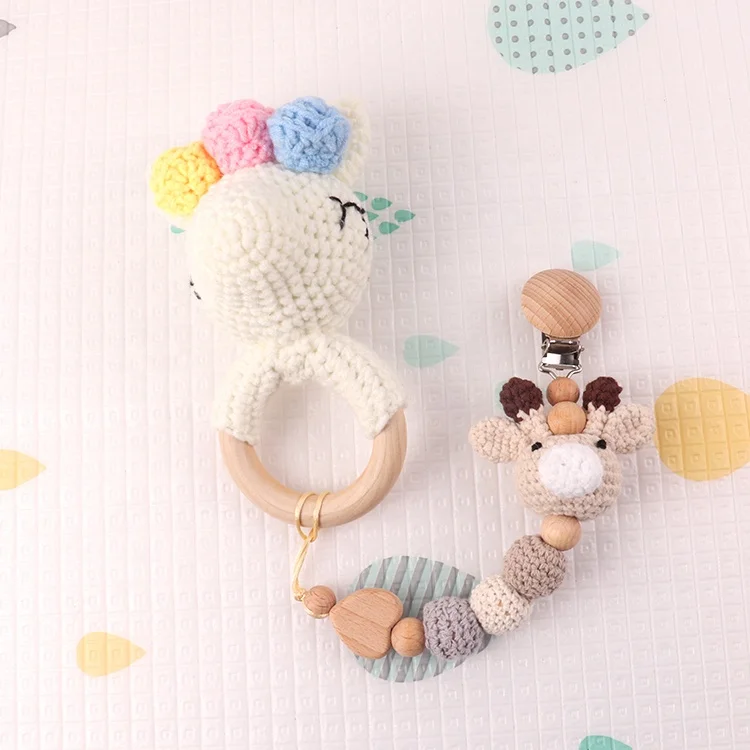 Factory direct personalized cotton thread wooden knit animals pacifier clip pacifier chain for newborn baby