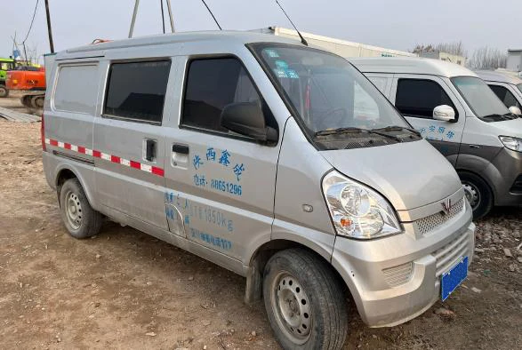 Wuling Rongguang SAIC GM 1.2L 82ps used minivan minibus for sale