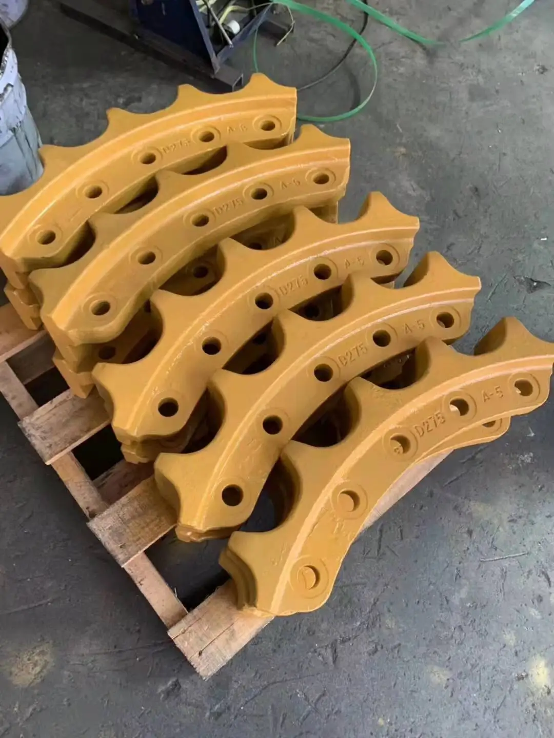 Factory Price Undercarriage Parts Segment Group Bulldozer Segment Sprocket for D6R D8R D85 Dozer