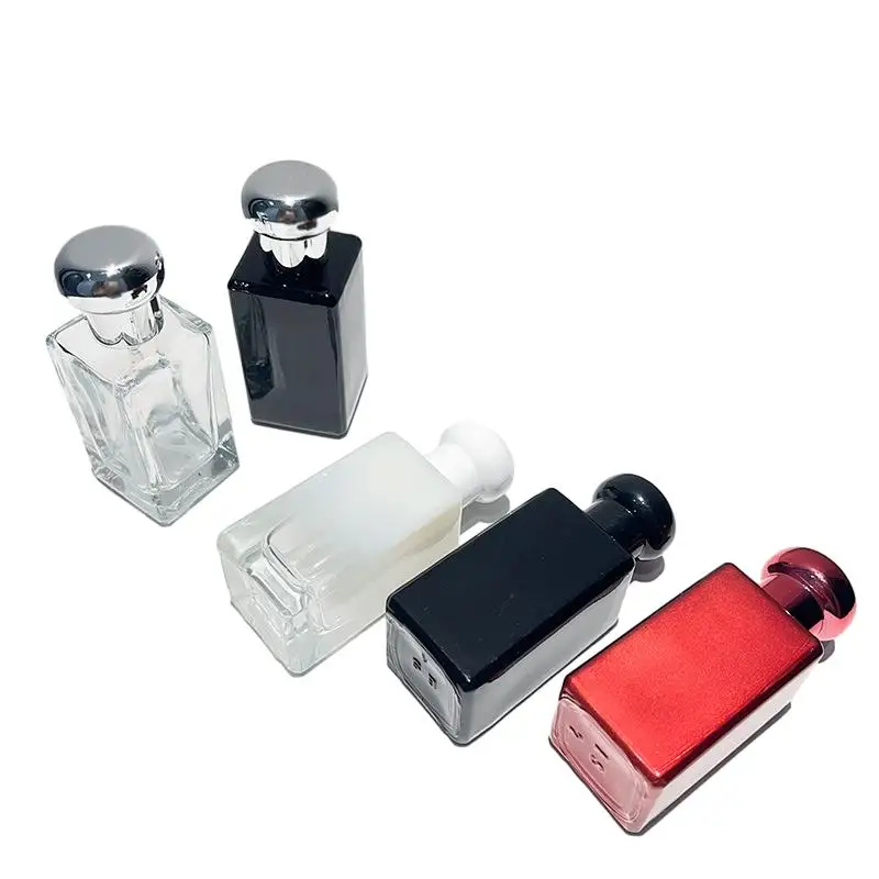 Zumaron 30ml Luxury Custom Perfume Spray Bottle Square Bayonet Empty Glass Bottle Cosmetic Use Hot Stamping Surface Handling