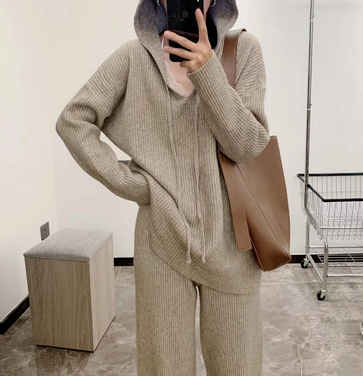 Casual hoodie suit polyester cashmere fleece sweater and pant set girs custom plus size 2 piece set women 2024