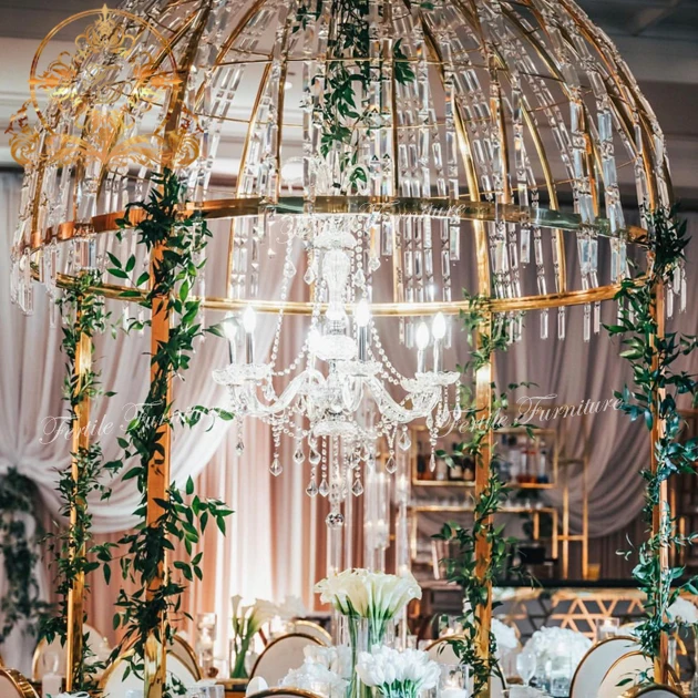 Luxury Crystal Dome Round Dining Table For Wedding