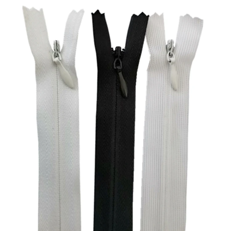 
Invisible close-end zipper for skirts 