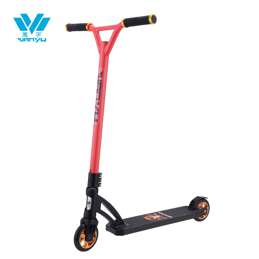 Широкополосный трюковый скутер