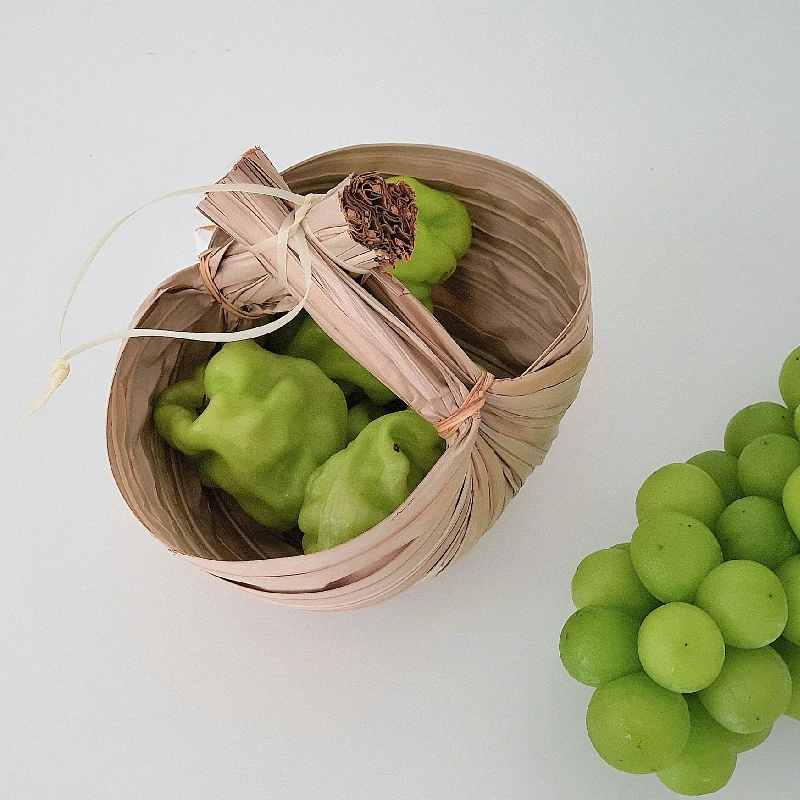 
Household Kitchen Onion Ginger Garlic Storage Baskets Handmade Products 15*10 Cm Palm Leaf Woven Fruit Basket 
