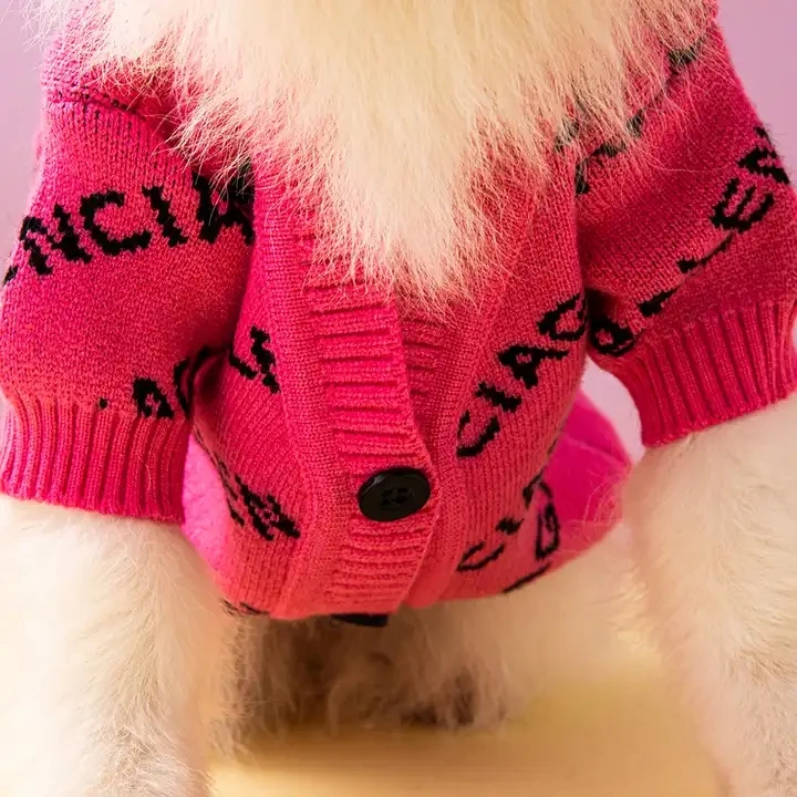 New Dog sweater Luxury Winter clothes French Bulldog Chihuahua whole Dog Clothes for medium Large dog