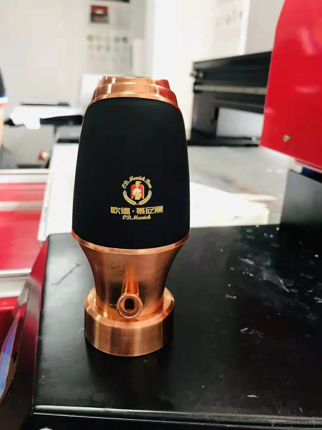 Прямая до 6 цветов CMYKWW лак A3 Размер промышленности УФ-светодиодный принтер