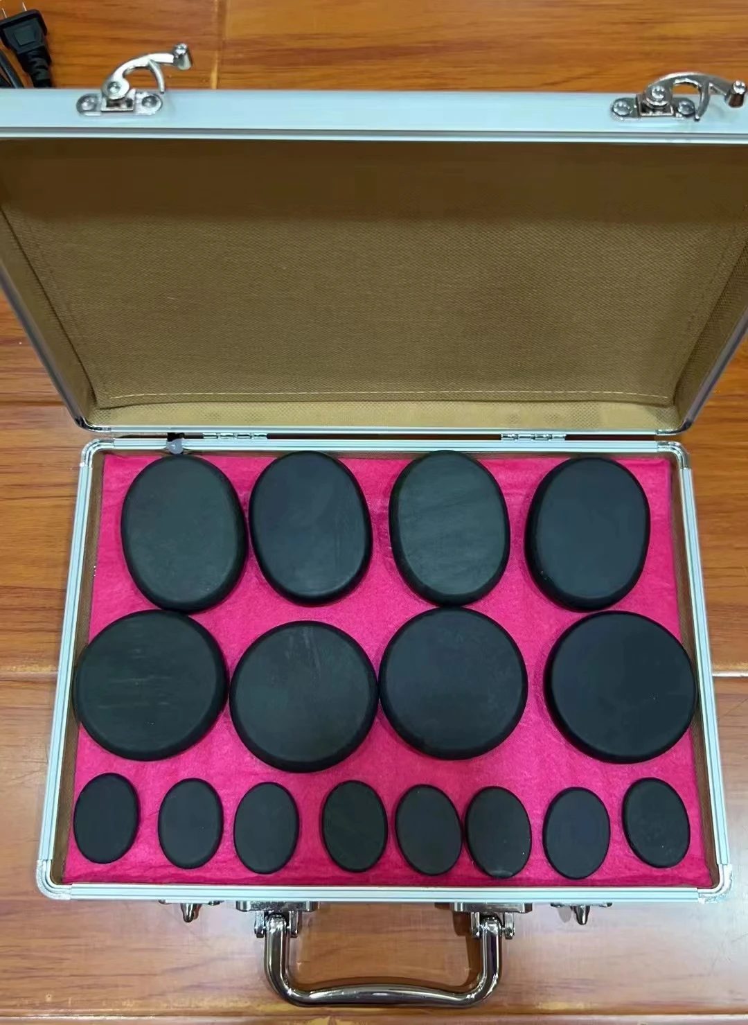 CE approval Quick Heat up constant 60 degrees message hot stone 16 pc set heater with good price
