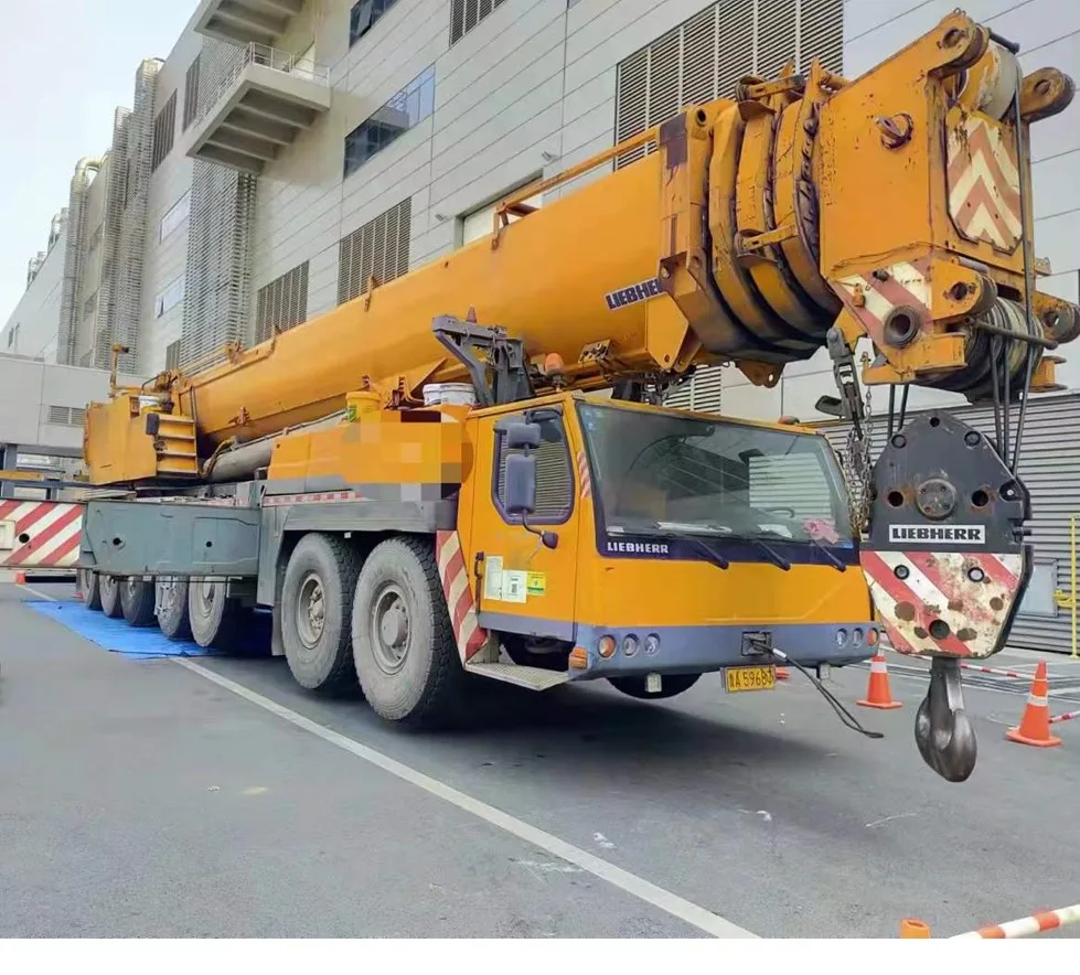 400ton Used Germany Liebherr LTM1400 used big truck crane for sale