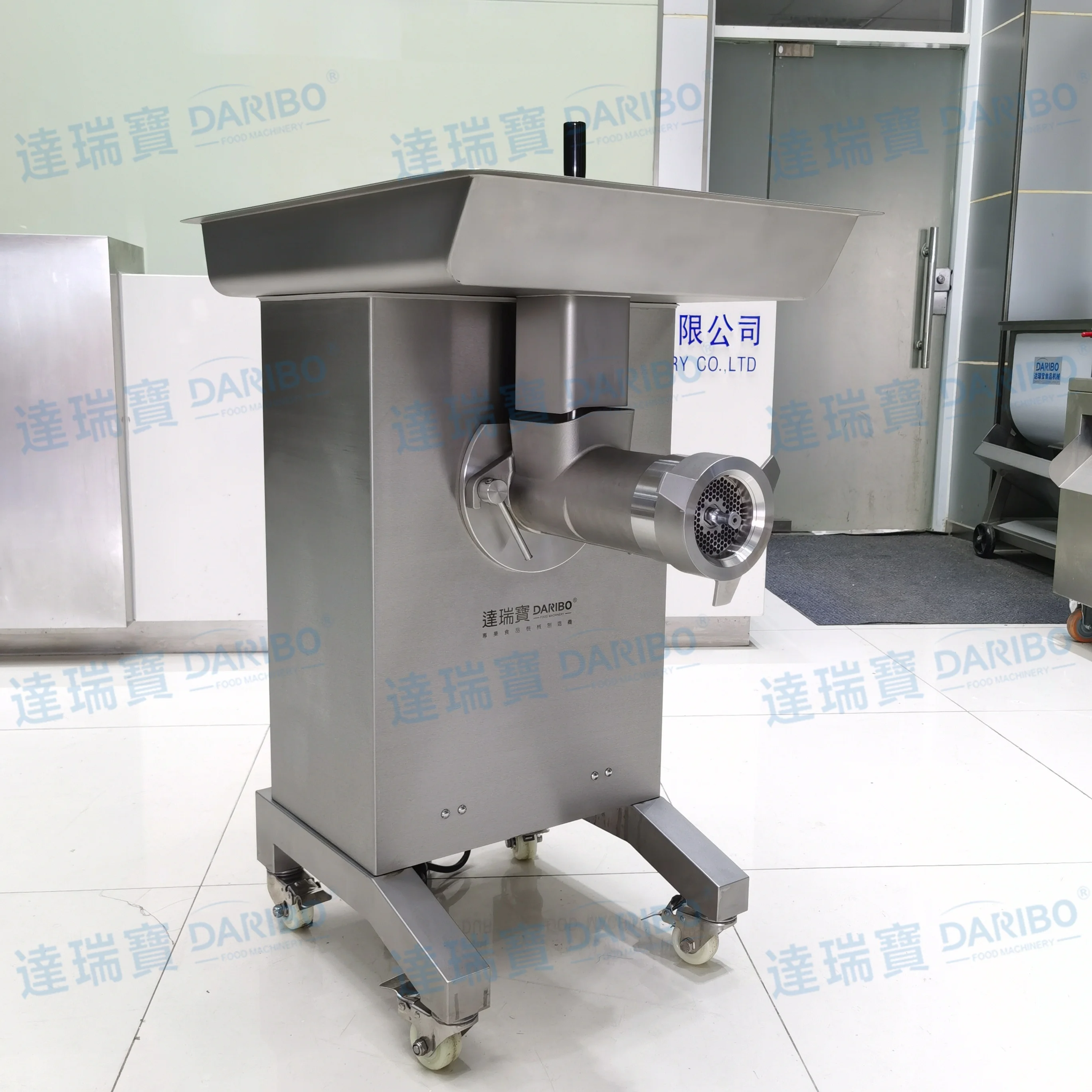 Commercial DARIBO 2024 Noodle Shape Meat Mincer Pork Grinder Fish Meat Grinding Machinery