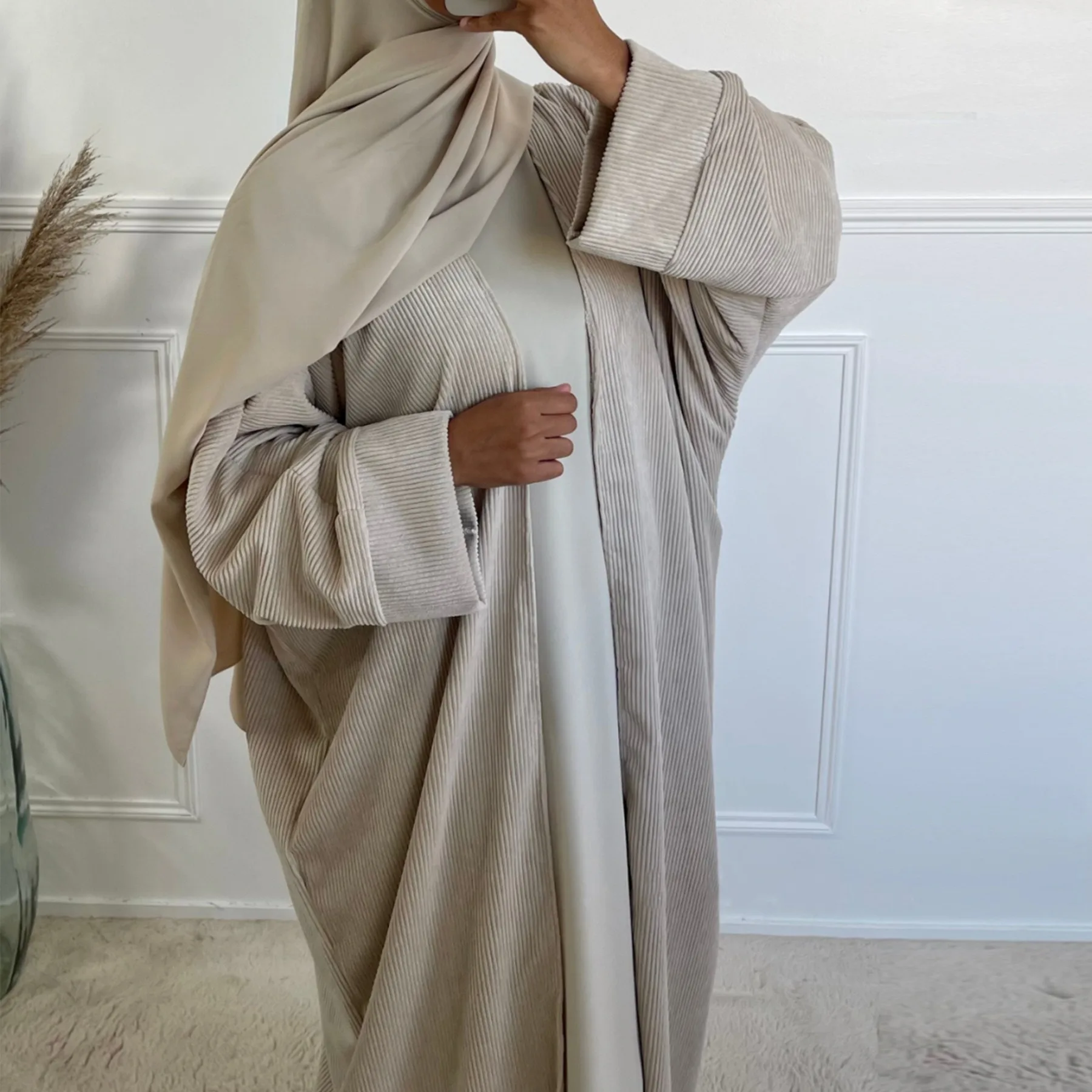 Best Selling Women Luxury Kaftan Breathable 2 Layer Khimar YARN DYED Dubai Wholesale Abaya Burqa