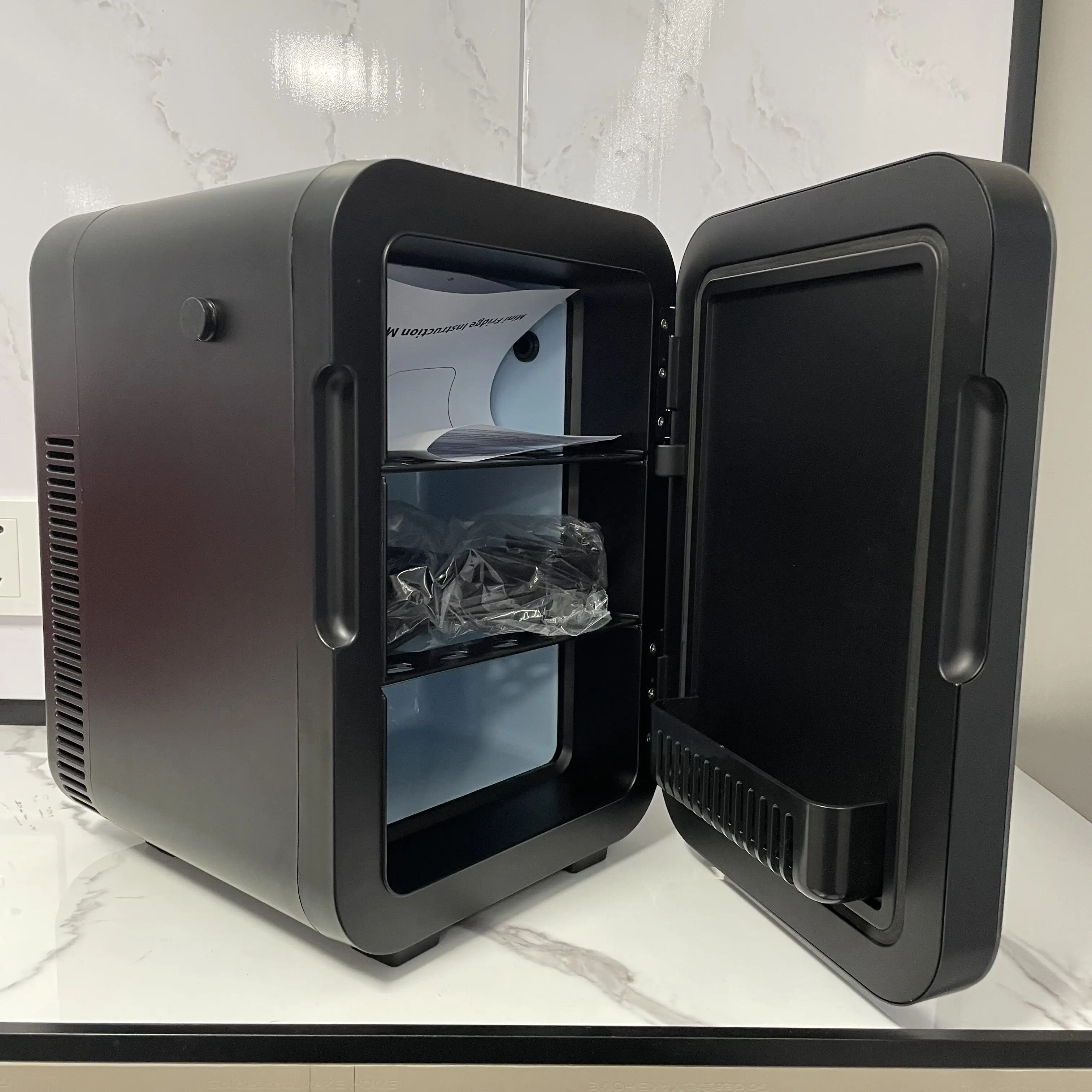 10L Temp Display  Black Color Temp Control  Compact Small Milk cooler Mini Fridge for coffee machine