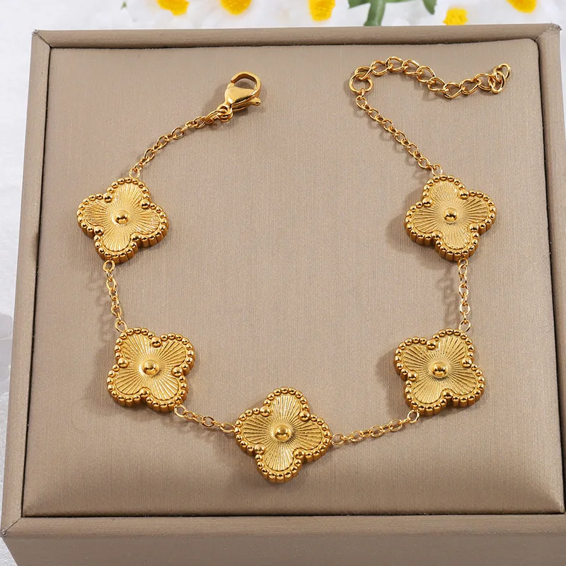 Wholesale Fashion Flower Bracelet For Women Stainless Steel Personalized Adjustable Bracelets Silver 18K Gold