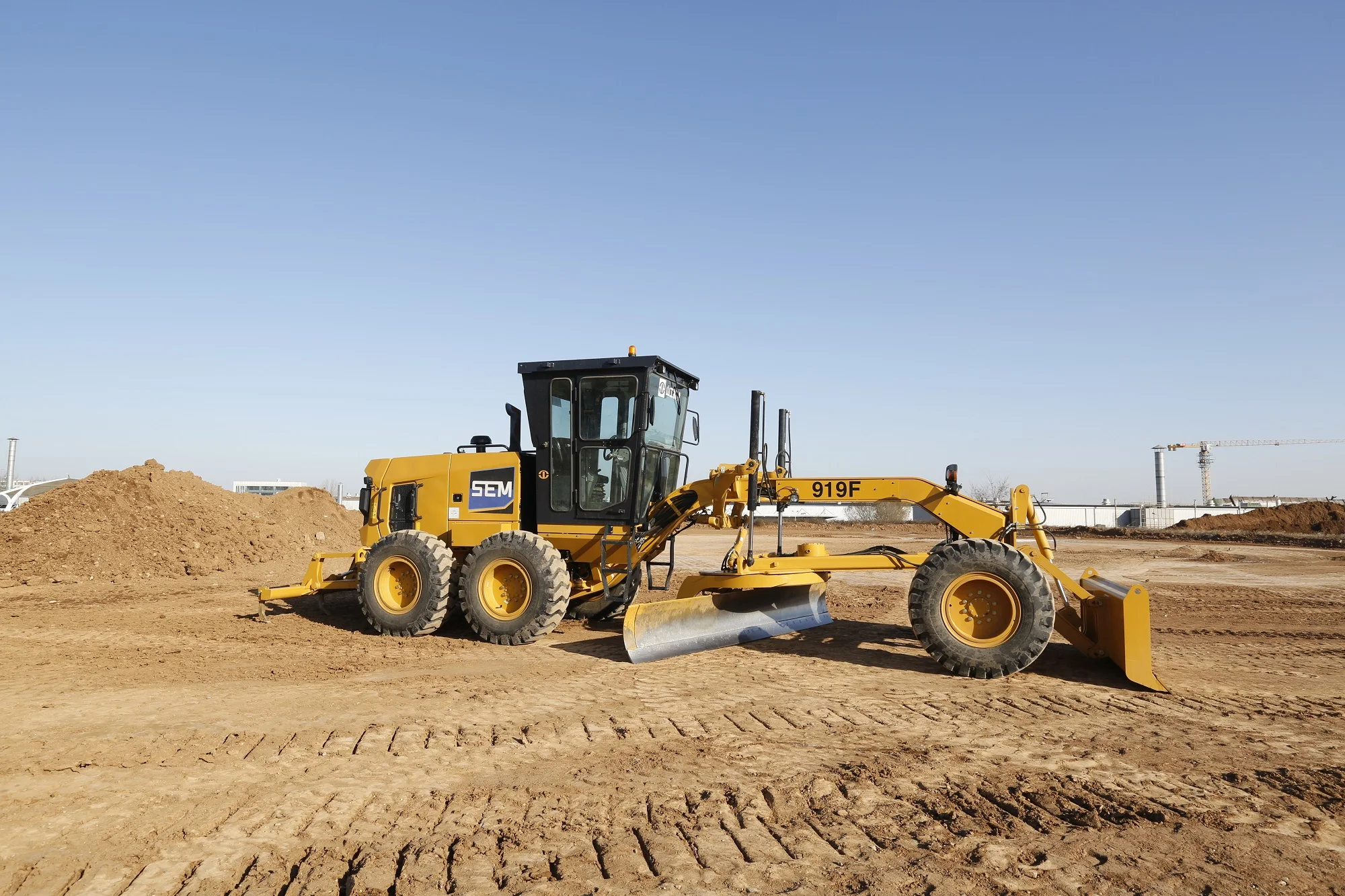 Brand New 919F 14.5ton Motor Grader 188HP Grader with Front Dozer and Back Ripper for Hot Sale
