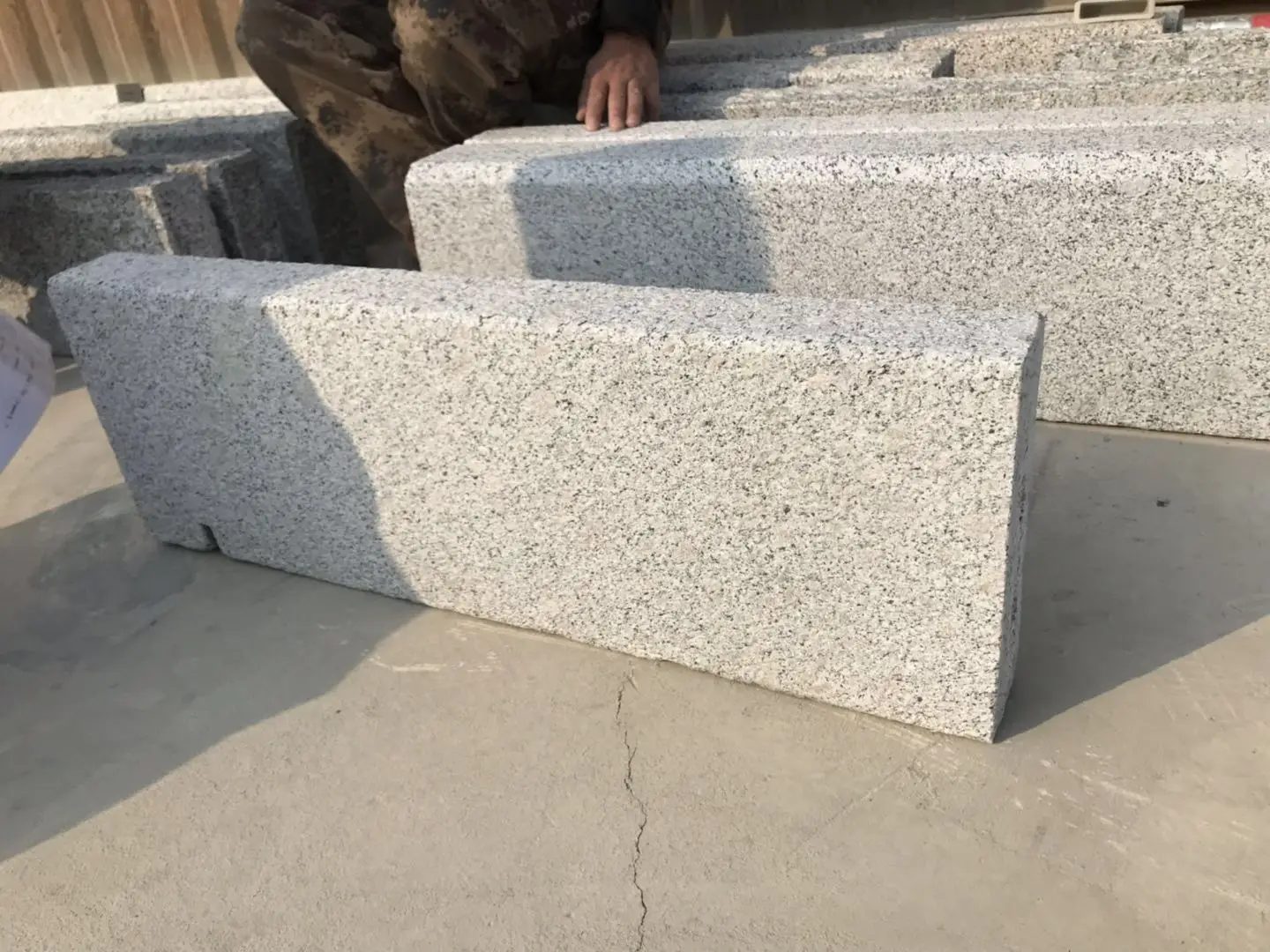 outdoor road kerb natural stone granite curbstone