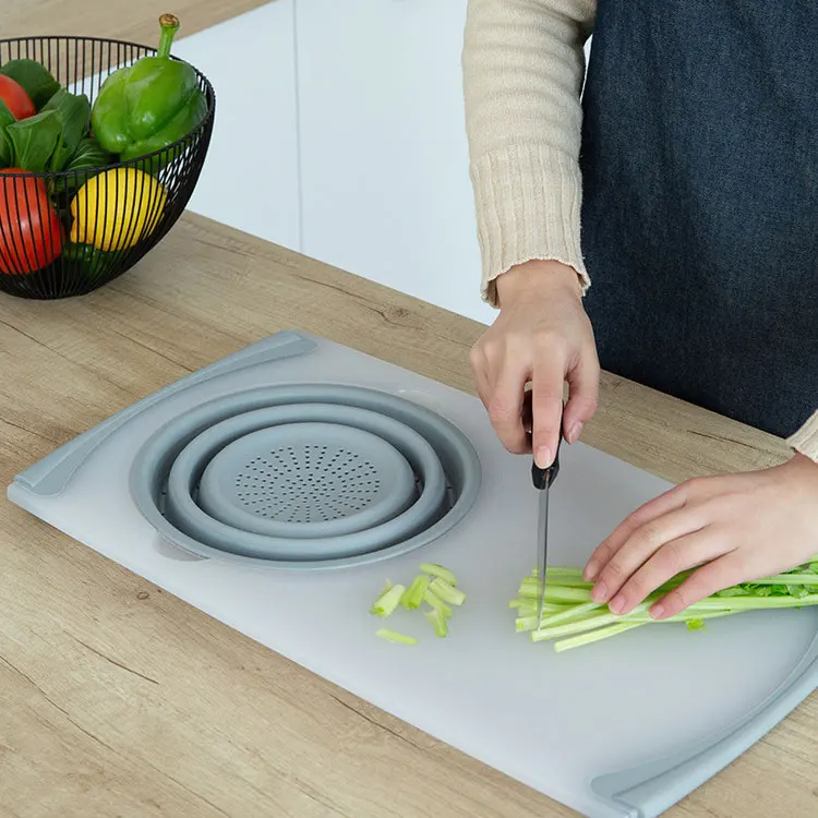 New Arrivals Custom Multi-Function Durable Collapsible Vegetable Fruit Plastic Cutting Board With Drain Basket