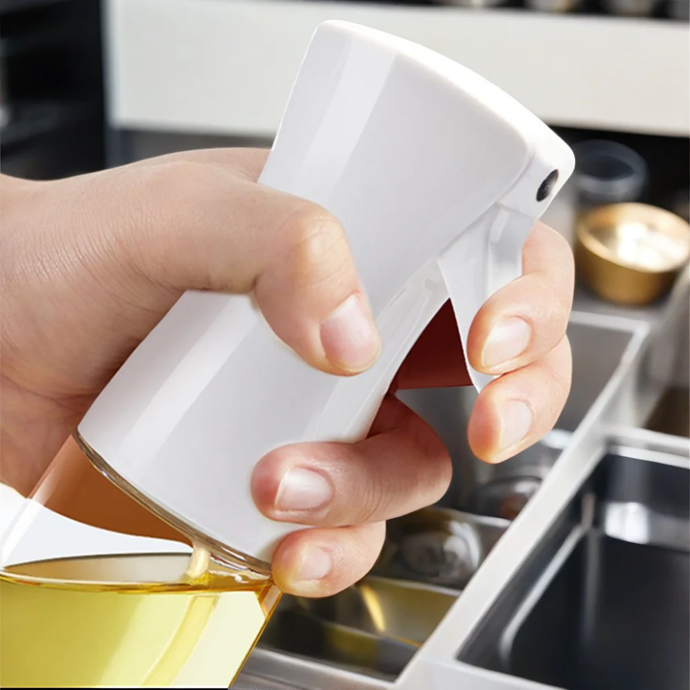 2024 Hot Selling 200 ML Glass Oil Pump Spray Bottles Kitchen Cooking Oil Mist Sprayer Bottle Barbecue Food Olive Oil Sprayer