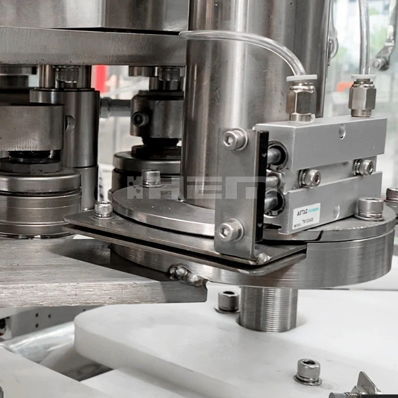 12-1 2000cph Beer Canning Machine Brewery Filling Machine