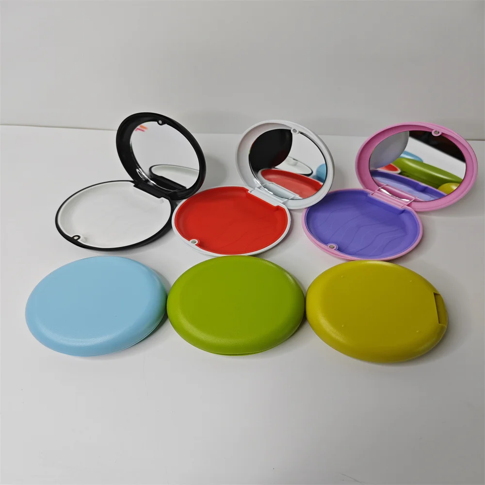 Portable Plastic Dental Care Retainer and Mouth Guard Case in Box Shape for Home Use