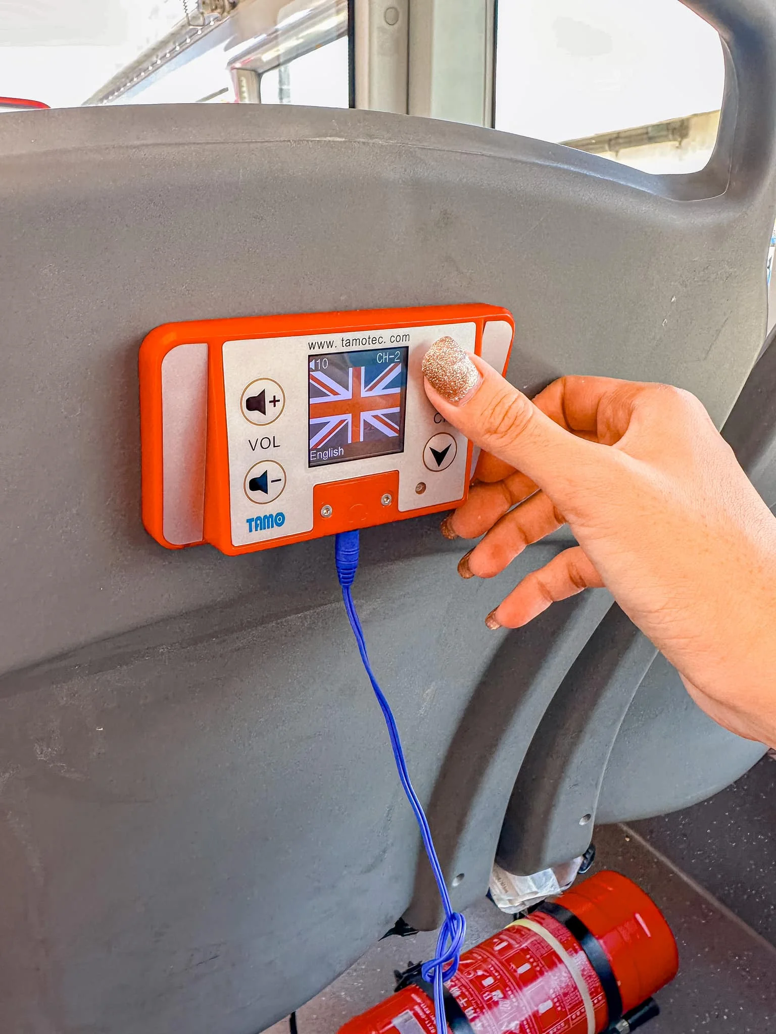 Многоязычная система туристического гида, на выбор 16 языков