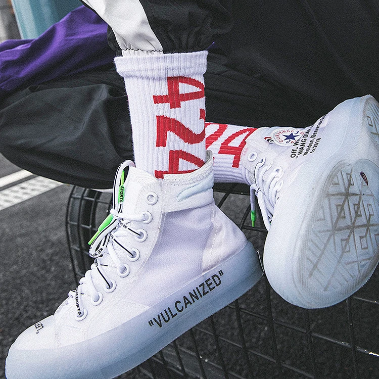 No Minimum Order Wholesale Custom Embroidery LOGO Cotton Long Mixed Color Unisex Men Drawstring Letter Black White Sport Socks