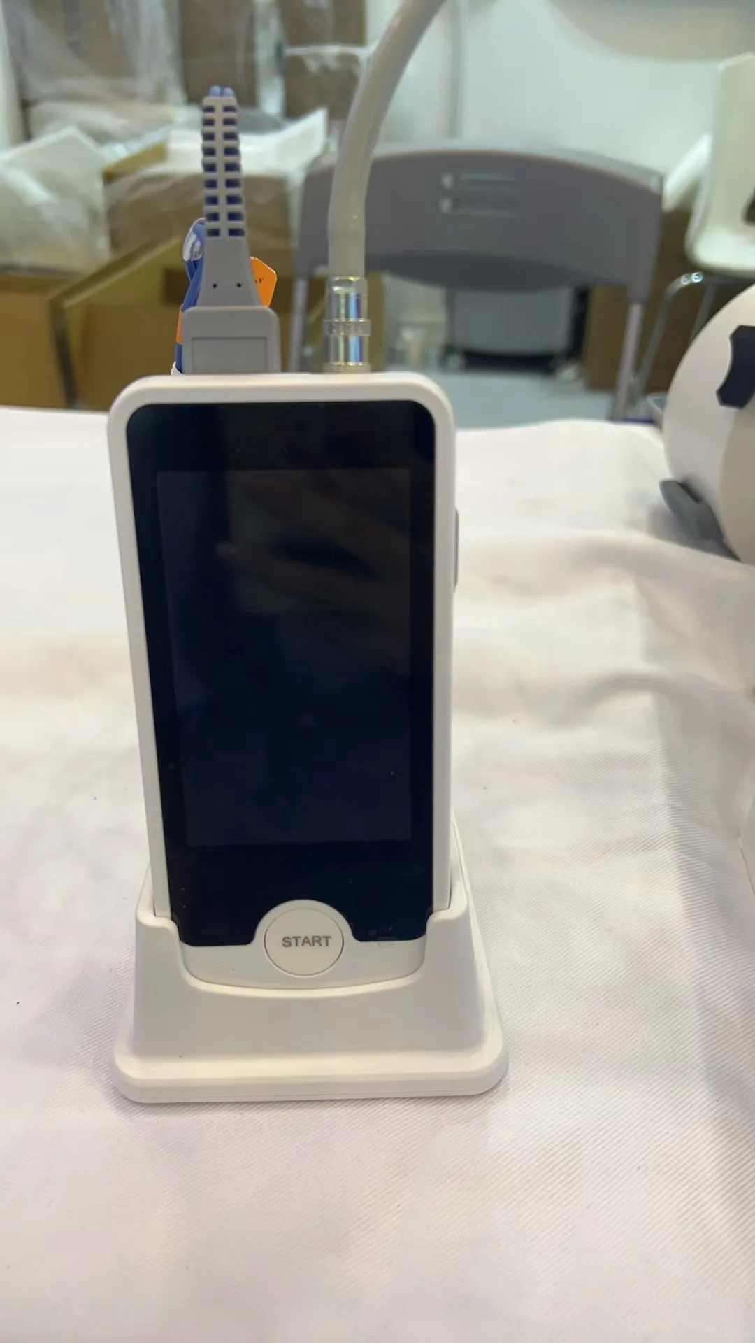 Excellent Quality Veterinary Medical Multiparameter Screen Display Handheld Vital Sign Monitor for Pet